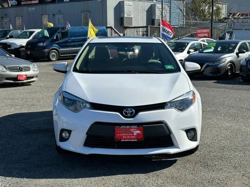 2014 Toyota Corolla 11th Gen - Image 2 of 12