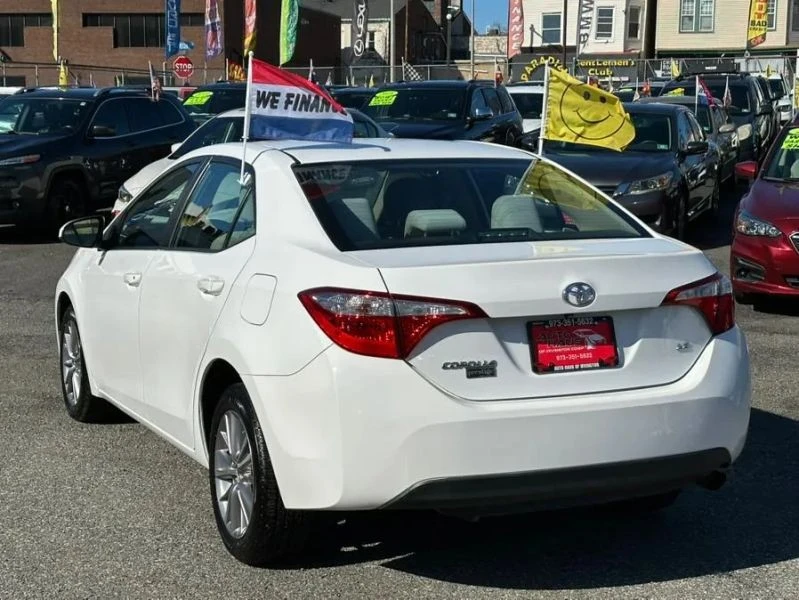 2014 Toyota Corolla 11th Gen - Image 6 of 12