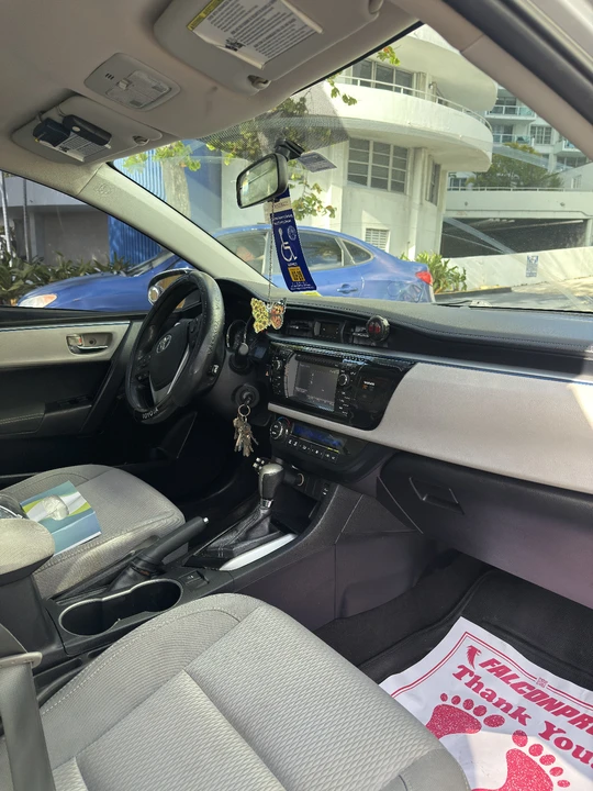 2014 Toyota Corolla 11th Gen - Image 2 of 8