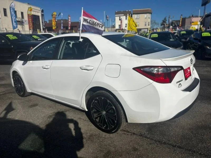 2014 Toyota Corolla 11th Gen - Image 3 of 12