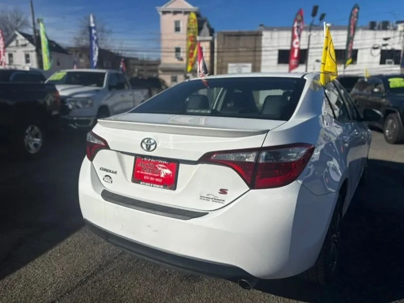 2014 Toyota Corolla 11th Gen - Image 5 of 12