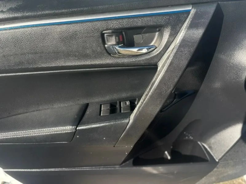 2014 Toyota Corolla 11th Gen - Image 9 of 12