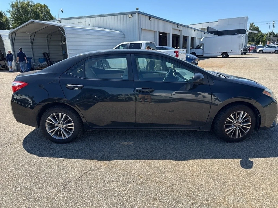 2014 Toyota Corolla 11th Gen - Image 4 of 7