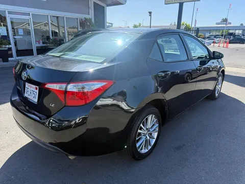 2014 Toyota Corolla 11th Gen - Image 3 of 14