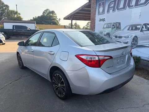 2014 Toyota Corolla 11th Gen - Image 4 of 13
