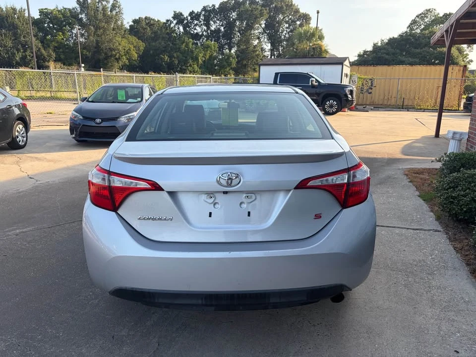 2014 Toyota Corolla 11th Gen - Image 5 of 13