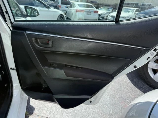 2014 Toyota Corolla 11th Gen - Image 17 of 21