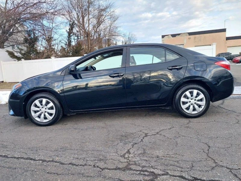 2014 Toyota Corolla 11th Gen - Image 8 of 12