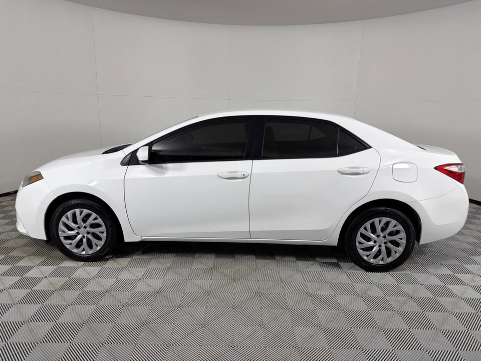 2014 Toyota Corolla 11th Gen - Image 8 of 12