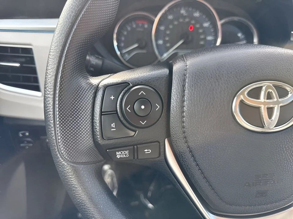 2014 Toyota Corolla 11th Gen - Image 13 of 21