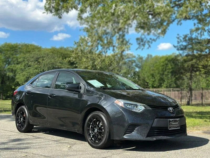 2014 Toyota Corolla 11th Gen - Image 3 of 12
