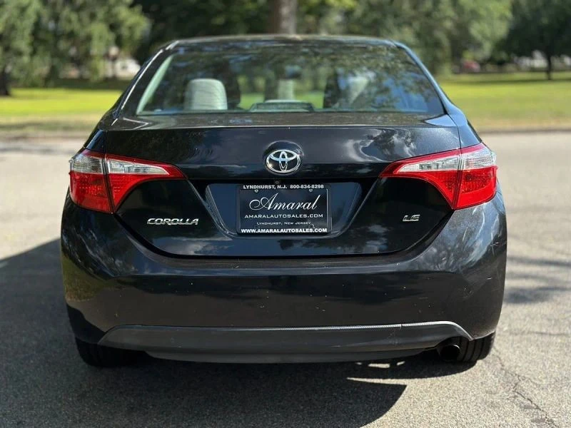 2014 Toyota Corolla 11th Gen - Image 5 of 12