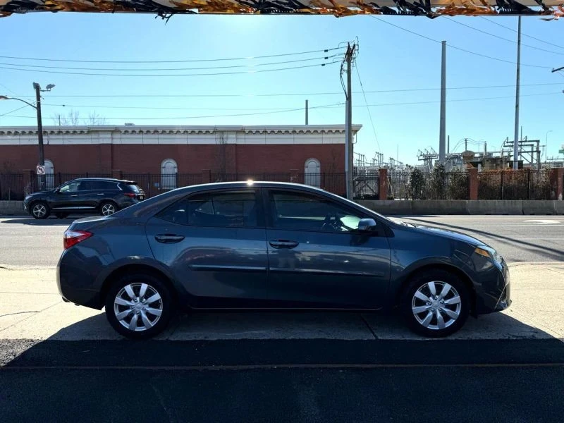 2014 Toyota Corolla 11th Gen - Image 6 of 12