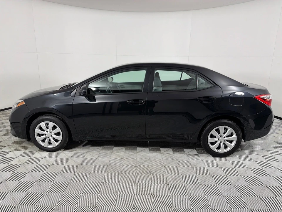 2014 Toyota Corolla 11th Gen - Image 8 of 12