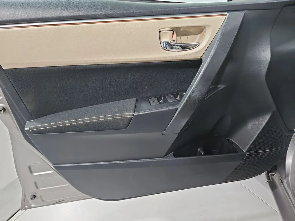 2014 Toyota Corolla 11th Gen - Image 10 of 12