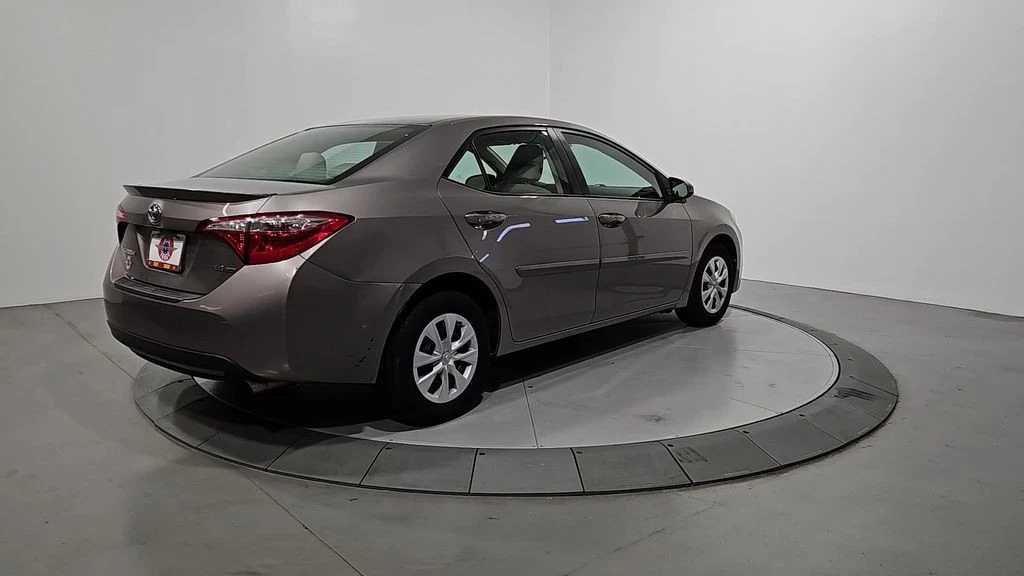 2014 Toyota Corolla 11th Gen - Image 5 of 12