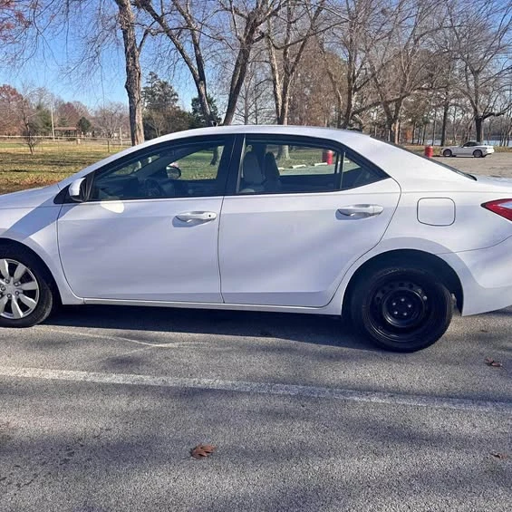 2014 Toyota Corolla 11th Gen - Image 1 of 1