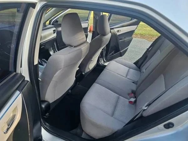 2014 Toyota Corolla 11th Gen - Image 15 of 21
