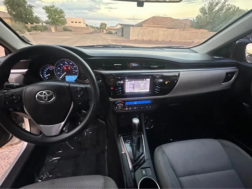 2014 Toyota Corolla 11th Gen - Image 8 of 15