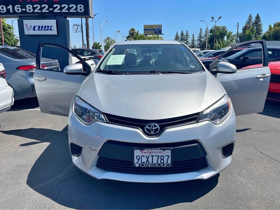 2014 Toyota Corolla 11th Gen - Image 1 of 10