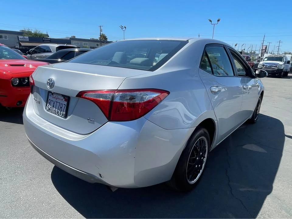 2014 Toyota Corolla 11th Gen - Image 6 of 10