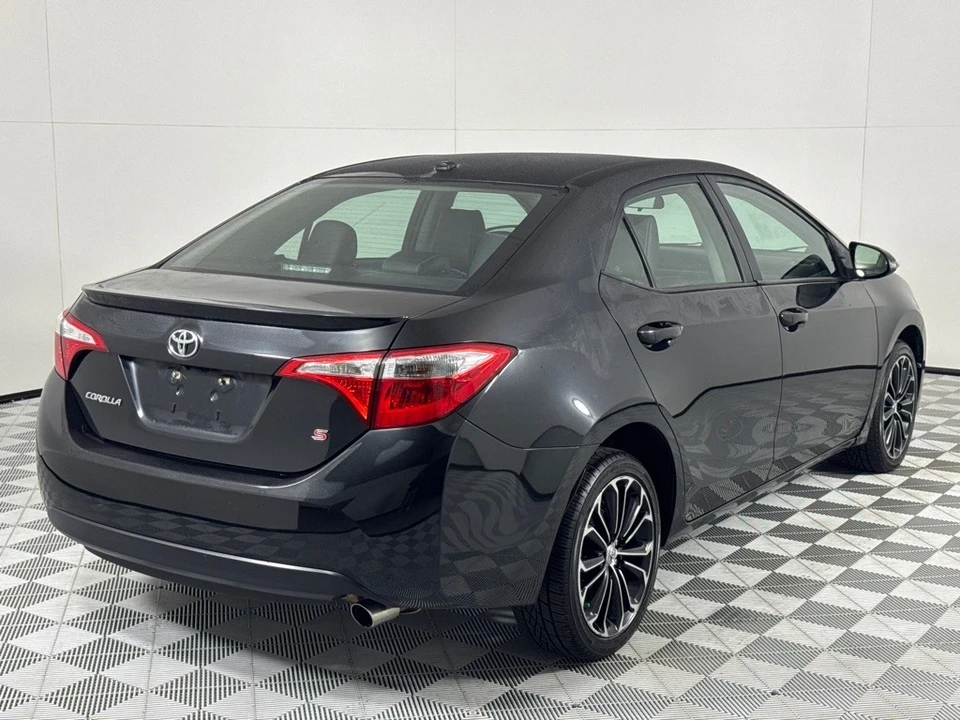 2014 Toyota Corolla 11th Gen - Image 5 of 12