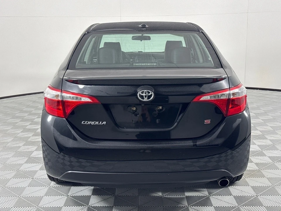 2014 Toyota Corolla 11th Gen - Image 6 of 12