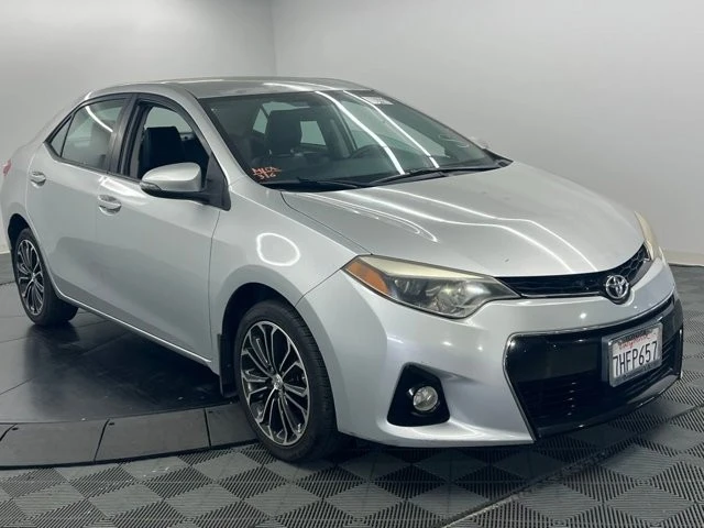 2014 Toyota Corolla 11th Gen - Image 2 of 8