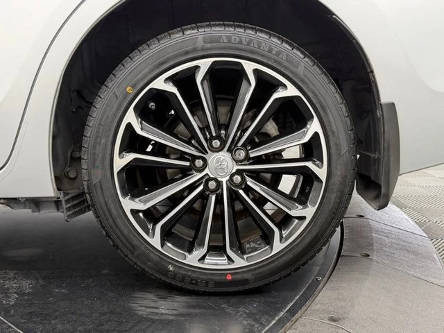 2014 Toyota Corolla 11th Gen - Image 14 of 21