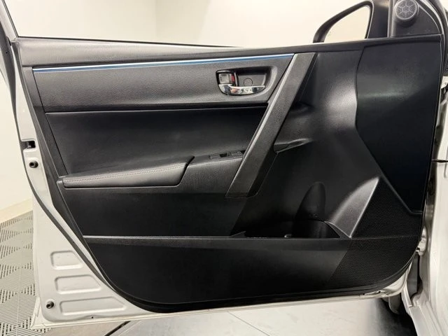 2014 Toyota Corolla 11th Gen - Image 17 of 21
