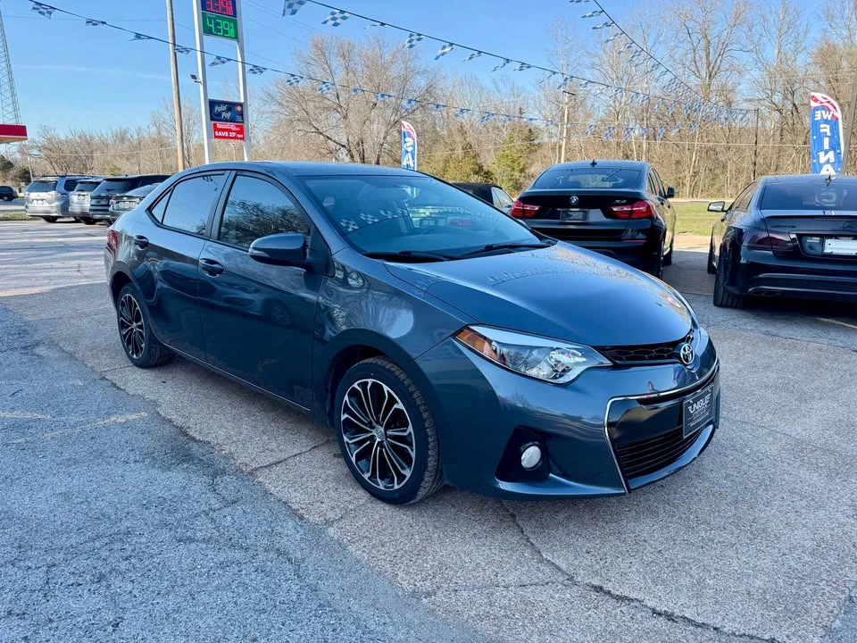 2014 Toyota Corolla 11th Gen - Image 4 of 12