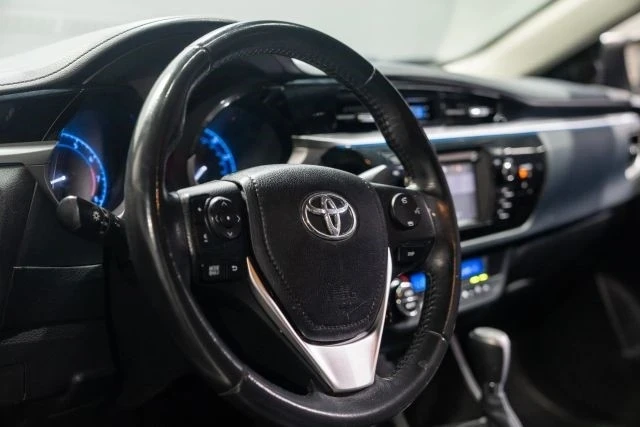 2014 Toyota Corolla 11th Gen - Image 14 of 21