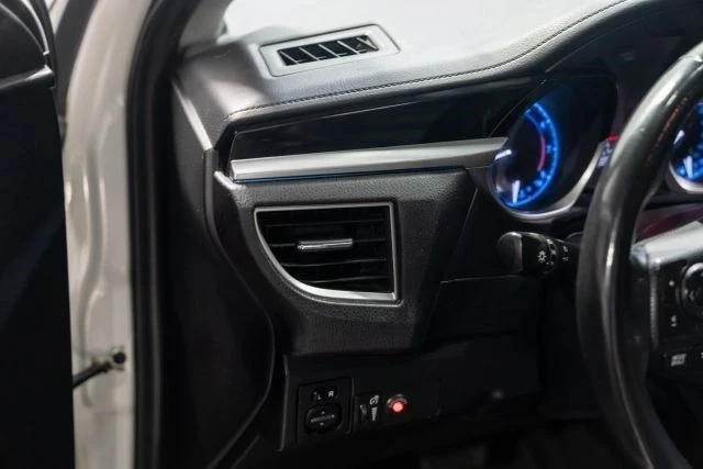 2014 Toyota Corolla 11th Gen - Image 16 of 21