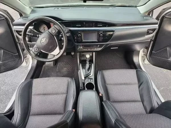 2014 Toyota Corolla 11th Gen - Image 13 of 21