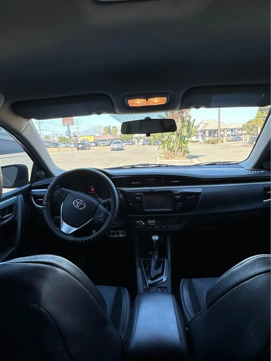 2014 Toyota Corolla 11th Gen - Image 10 of 12