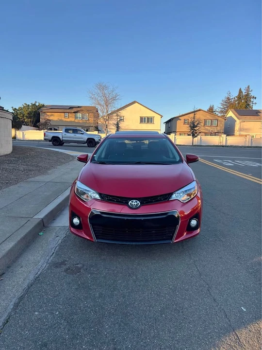 2014 Toyota Corolla 11th Gen - Image 1 of 13
