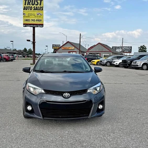 2014 Toyota Corolla 11th Gen - Image 1 of 1