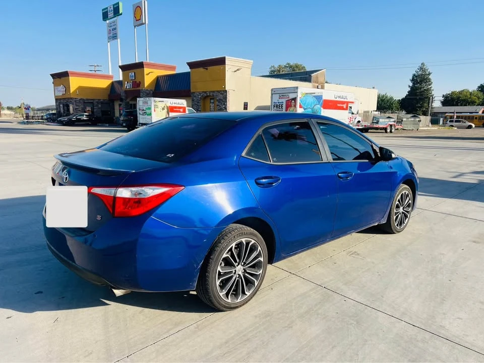 2014 Toyota Corolla 11th Gen - Image 4 of 11