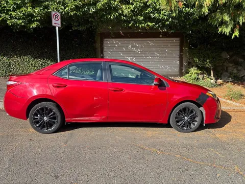 2014 Toyota Corolla 11th Gen - Image 2 of 5