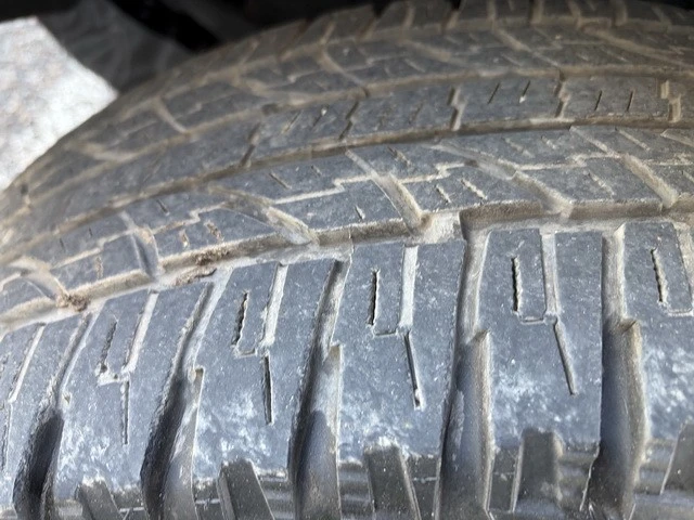 2014 Toyota FJ Cruiser - Image 20 of 31