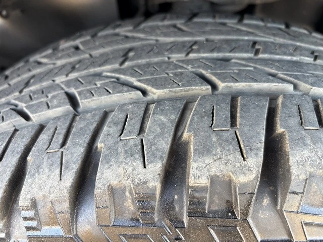 2014 Toyota FJ Cruiser - Image 26 of 31