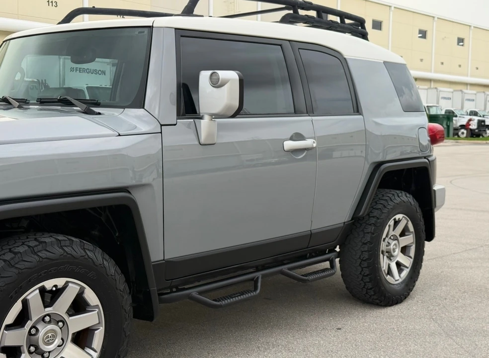 2014 Toyota FJ Cruiser - Image 30 of 31