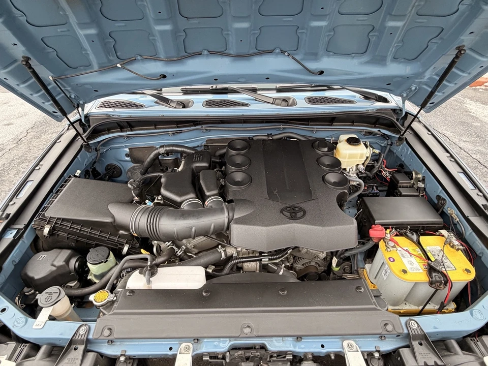 2014 Toyota FJ Cruiser - Image 21 of 21