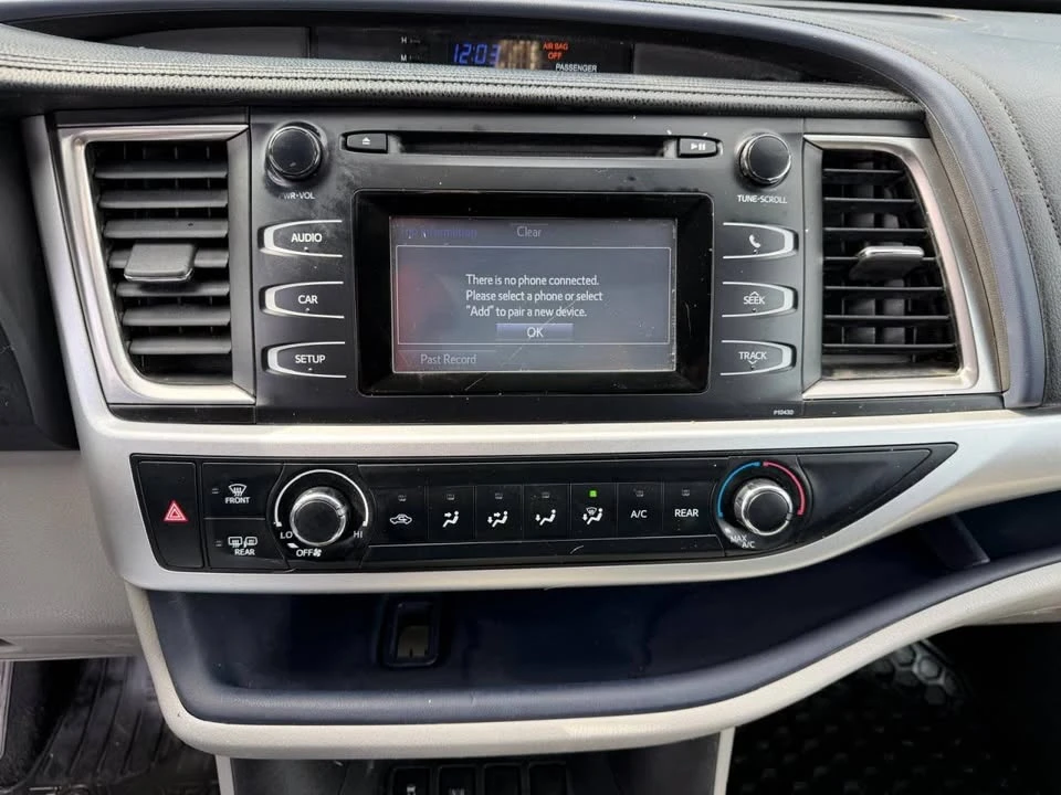 2014 Toyota Highlander - Image 7 of 16