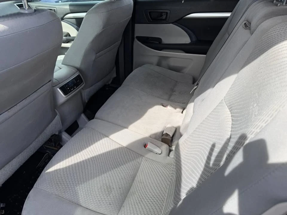 2014 Toyota Highlander - Image 14 of 16