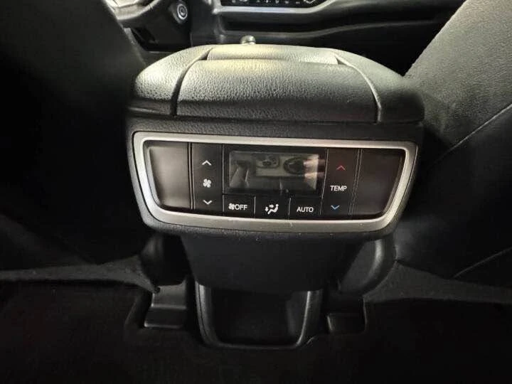 2014 Toyota Highlander - Image 15 of 20