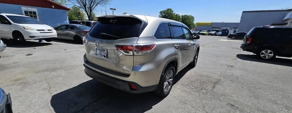 2014 Toyota Highlander - Image 6 of 13