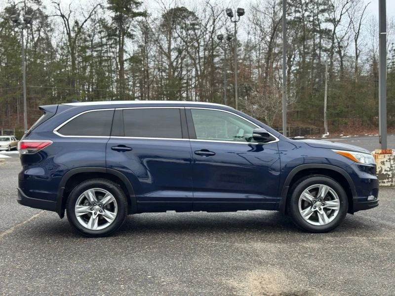 2014 Toyota Highlander - Image 6 of 12