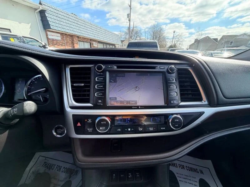 2014 Toyota Highlander - Image 4 of 12