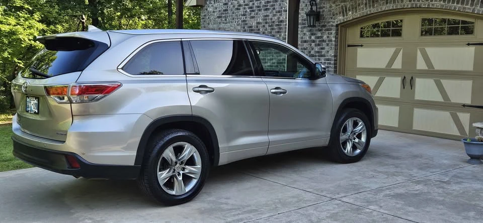 2014 Toyota Highlander - Image 7 of 19